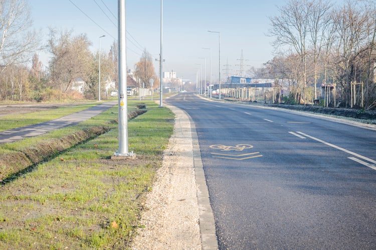 Szegeden közel 3,5 kilométernyi korszerű utat adtak át - több mint 150 cég infrastruktúráját fejlesztették vele