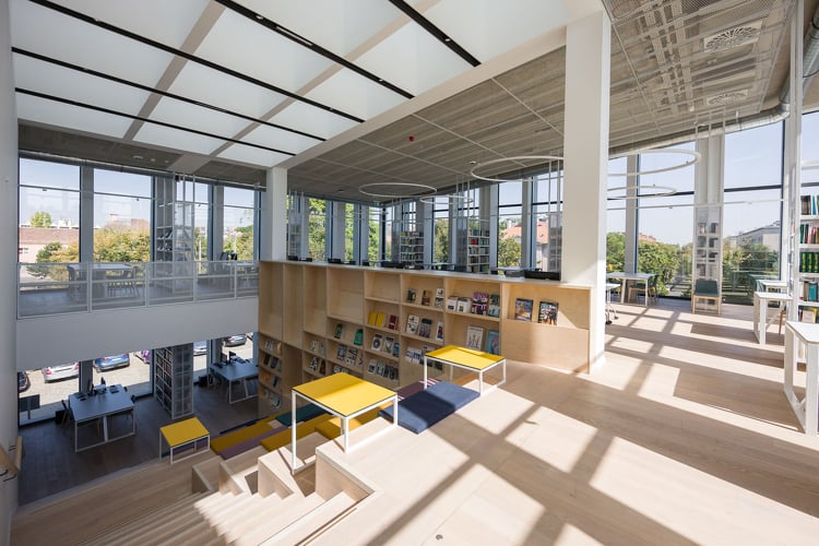 Világszínvonalú könyvtárral büszkélkedhet a BGE új hallgatói központja