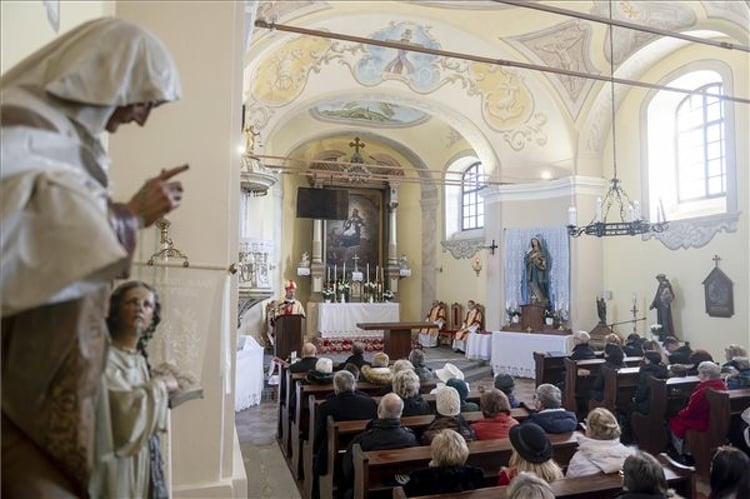 Teljeskörűen renovált templommal gazdagodott Nógrád vármegye