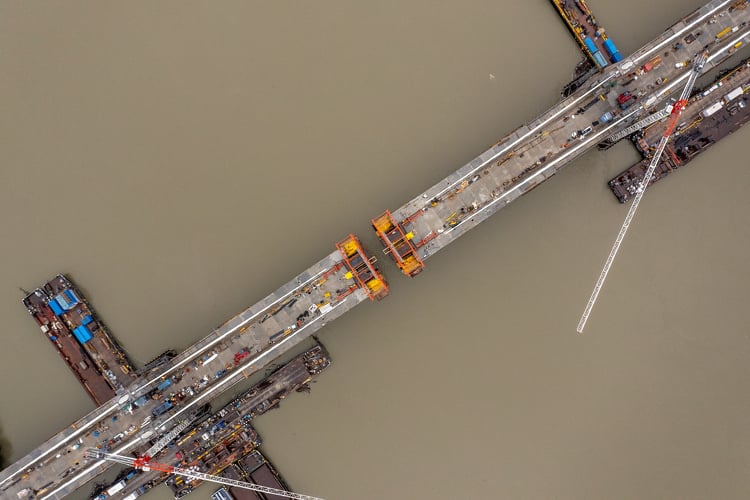 Így halad a paksi Duna-híd projektje – közel a parti záráshoz a mederhíd mindkét ága - GALÉRIA
