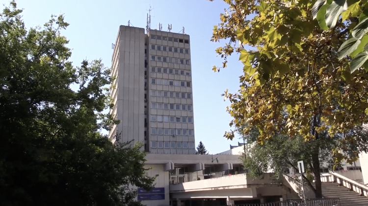 Átfogó felújítást kaphat a Debreceni Egyetem magasépülete