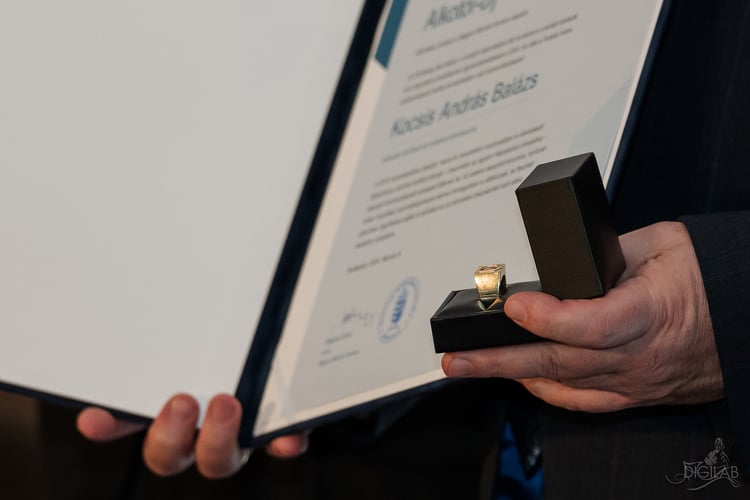 Év Mérnöke Aranygyűrű díjat kapott Kocsis András Balázs, a bim.GROUP üzletfejlesztési vezetője