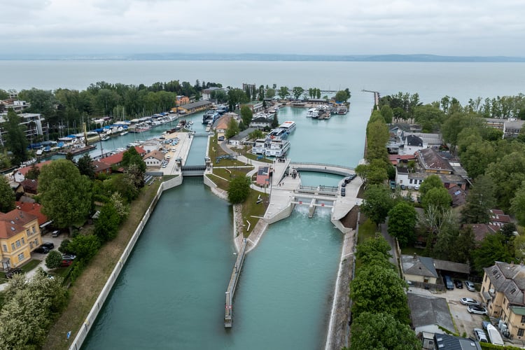 Korszakváltás a magyar tenger partján – Turisztikai attrakcióként is hasznosítják a modernizált siófoki zsilipet