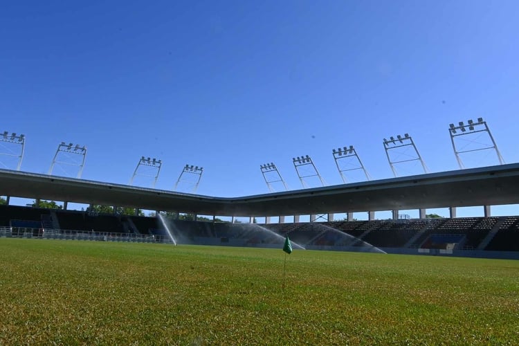 Szinte teljesen elkészült a nyíregyházi labdarúgó stadion és sportközpont