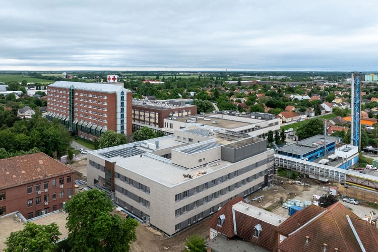 Kívülről-belülről megmutatjuk Székesfehérvár hamarosan elkészülő kórházépületét