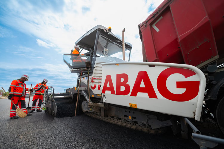 Egymás után újulnak meg az utak Baranya vármegyében