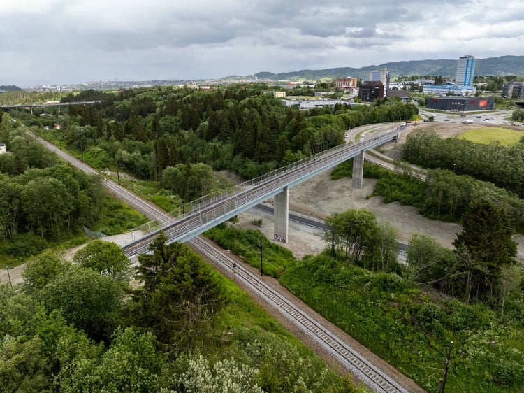 Magyar gyártású hidat avattak Norvégiában - fotók