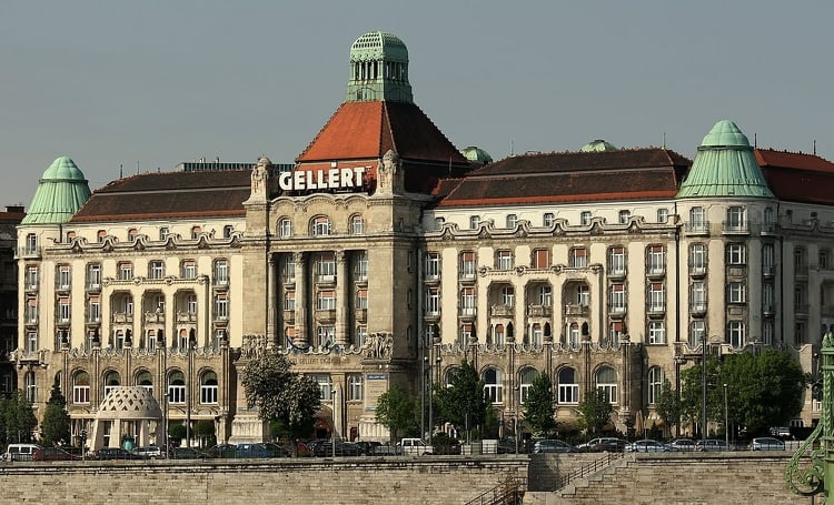 Elrajtolt a fővárosi Gellért Hotel fellújítása