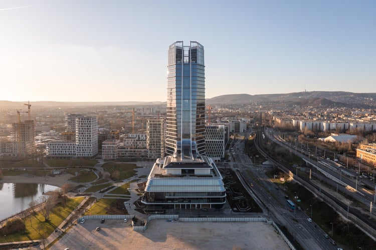 Ismét a világ legjobb épületei közé választották a MOL Campust