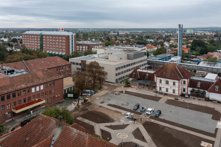 Szinte már csak az orvosokra és betegekre vár hazánk egyik legújabb egészségügyi épülete - VIDEÓ