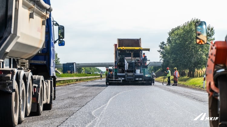 Térképen mutatjuk a 2024-ben megfiatalodott gyorsforgalmi utakat 