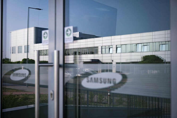 Átadták a Samsung SDI 22,5 milliárdos beruházását a fővárosi agglomerációban