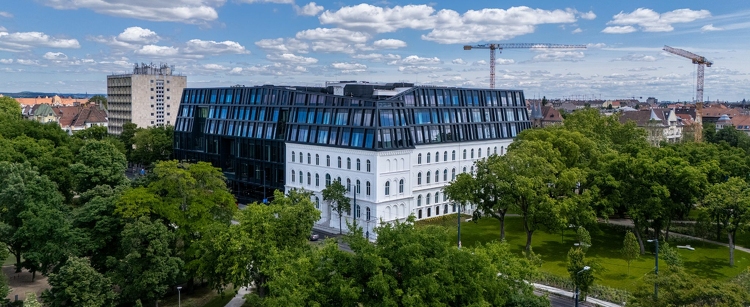 Amikor a múlt falai a jövőt keretezik – Dürer Park Irodaházak