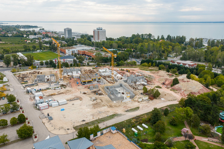 Két hektáron csupán 91 lakás – rászolgál a nevére Balatonfüred új lakóövezete