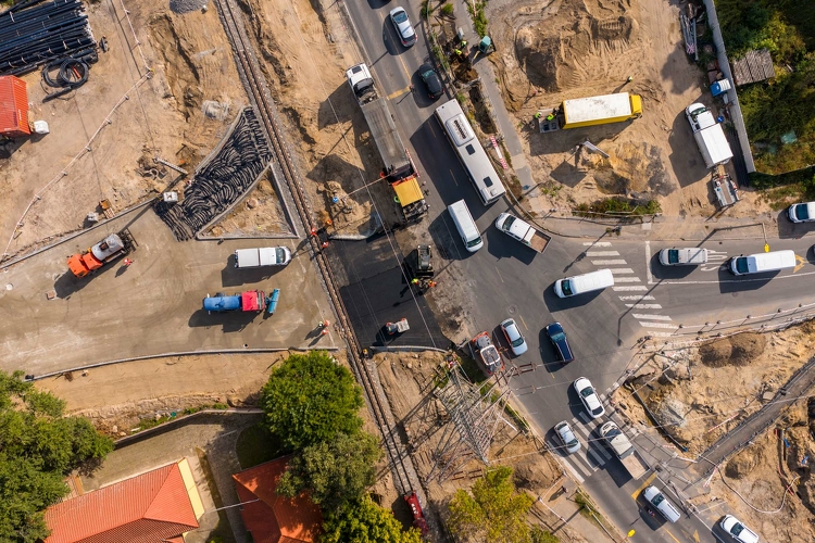 Kapacitásbővítés a 48-as főúton – Megmutatjuk, hol tartanak a munkálatok!