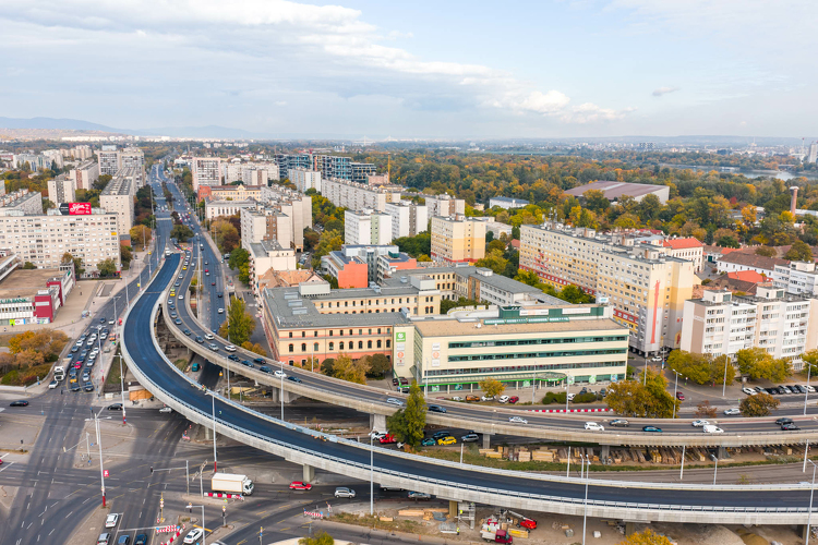 Mérföldkő a Flórián téren: kész az első híd, elindult a műszaki átadás-átvétel - fotógaléria