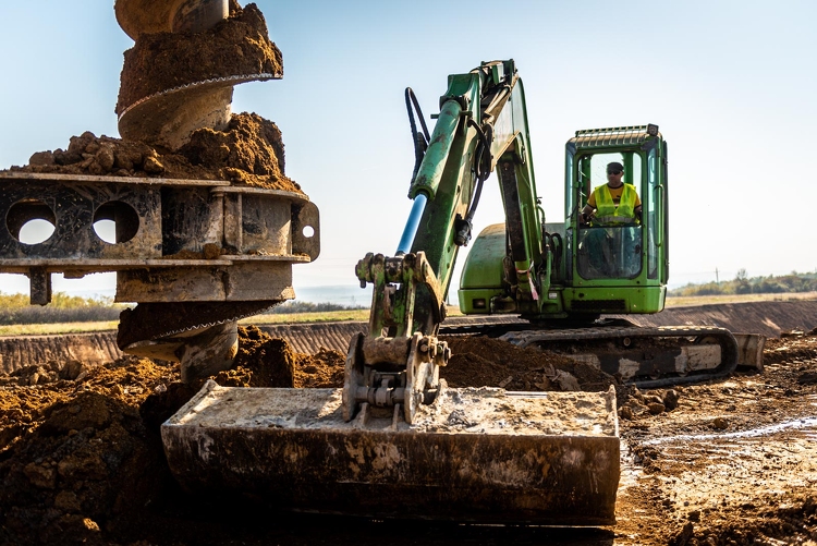 Ipari park épül Bugyin