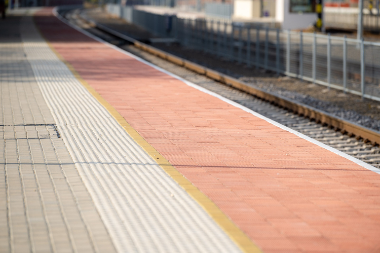 Megújul Kőbánya-alsó megállóhely - a rekonstrukció első üteme már elindult