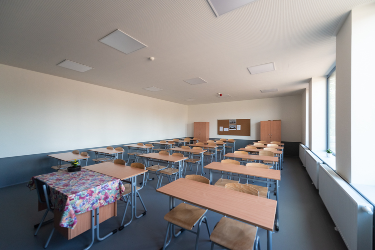 Iskolafejlesztési program Fejérben: négy helyszínen rajtolhat el a munka