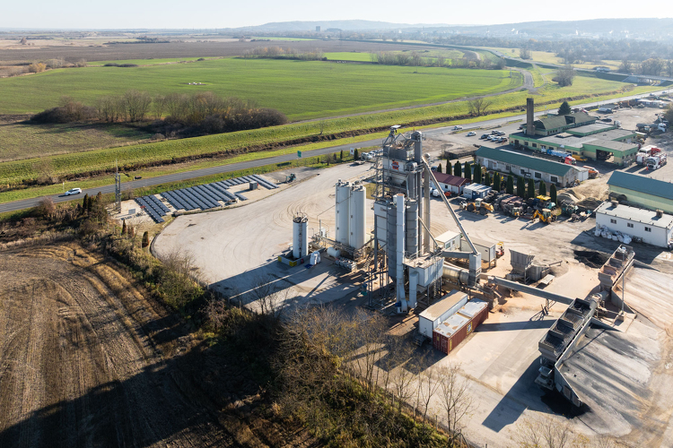 Tízmillió tonna aszfalt: mérföldkőhöz érkezett a SWIETELSKY Magyarország