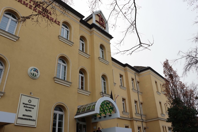 Fővárosi gyermekkórház több fontos részlegét fejlesztették