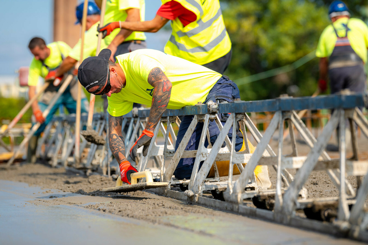 ÉKM: Új panaszkezelő felület indul az alvállalkozói kifizetések védelmére
