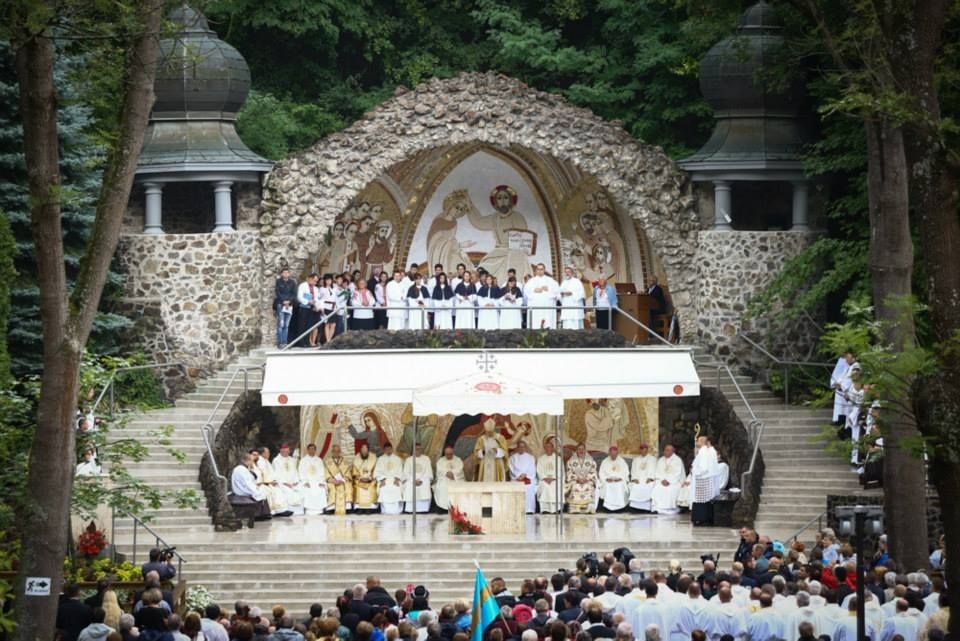 Több ezer zarándok érkezik pünkösdkor Mátraverebélyre