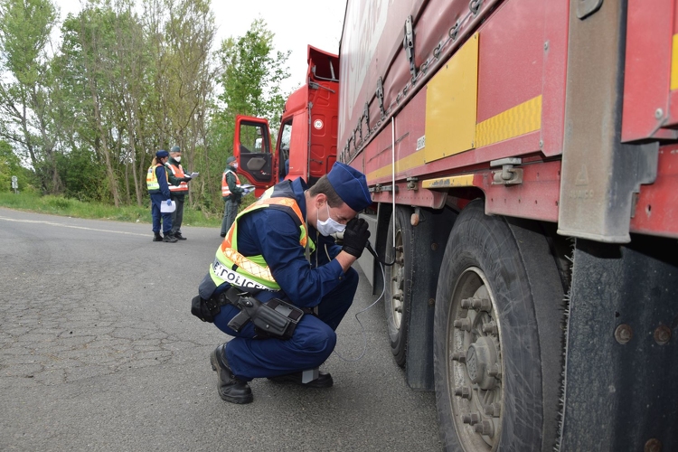 A Nógrád megyei rendőrök munkáját segítik az új eszközök