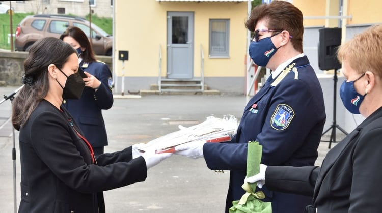 Rendőrségi elismerésben részesült a Nógrád megyei tisztifőorvos