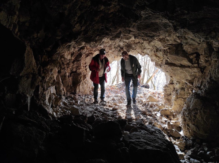 Új barlangot találtak Szentkúton
