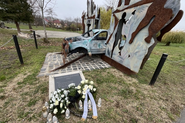 Megemlékezés a közlekedési balesetek áldozatairól