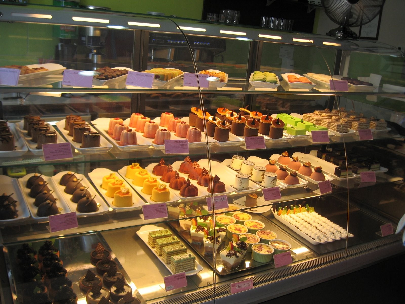 A V ci Mih lyi Patisserie Kapta Az v Cukr szd ja D jat Pestpilis a-v-ci-mih-lyi-patisserie-kapta-az-v-cukr-szd-ja-d-jat-pestpilis