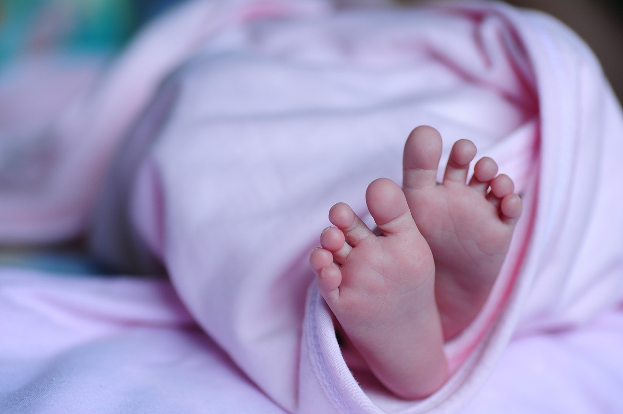 Újszülöttet tettek egy babamentő inkubátorba Budapesten