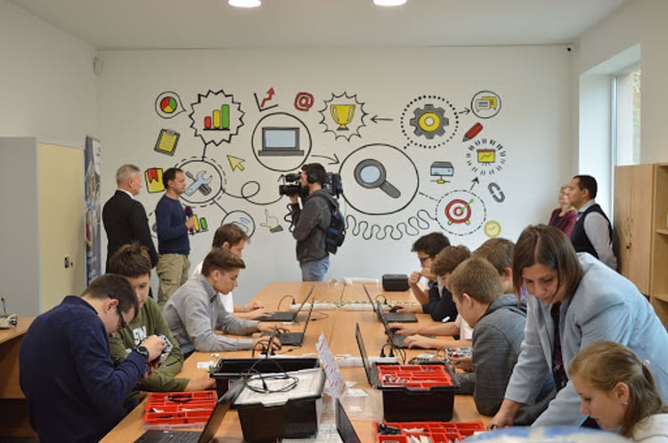 Új Digitális Közösségi Alkotóműhely nyílt Budapesten