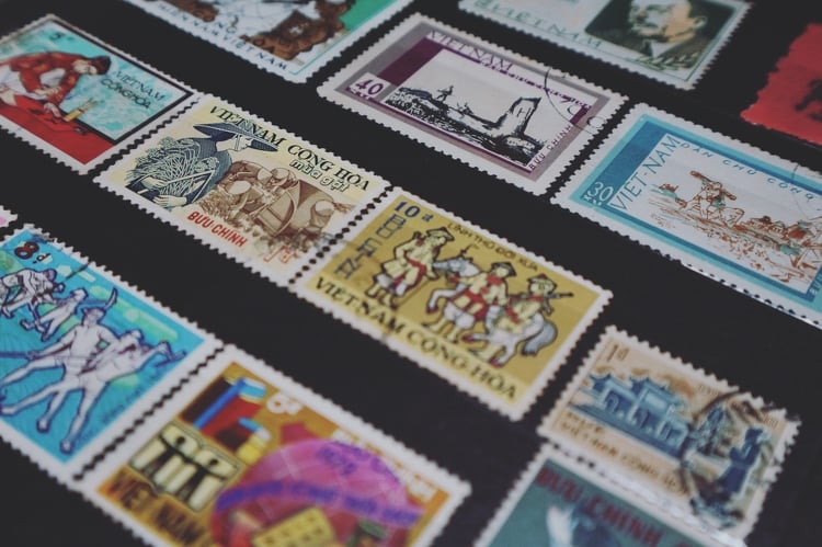 A Budavári Siklóról és a Zugligeti Libegőről bocsátott ki alkalmi bélyeget a Magyar Posta