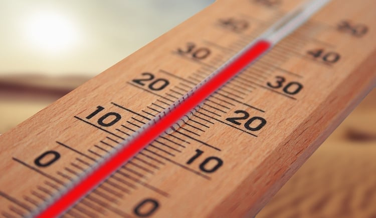 Hőség - Meteorológiai szolgálat: tovább fokozódik a meleg