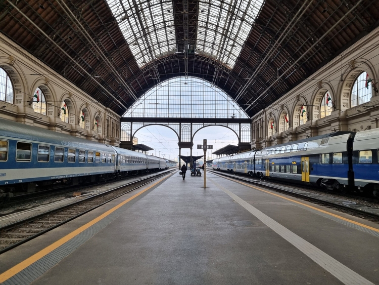 MÁV: két óránként lehet eljutni vonattal Budapestről Prágába