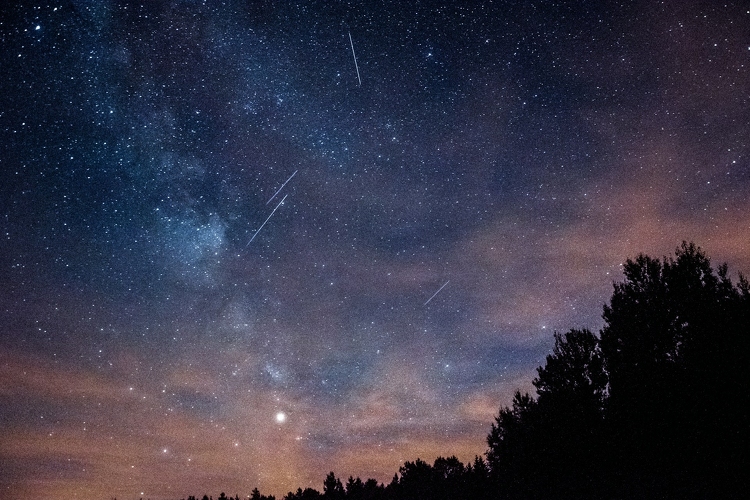 Perseidák - A jövő hét elején figyelhető meg a legtöbb hullócsillag