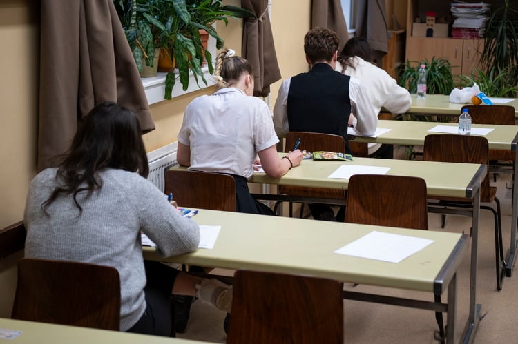 Érettségi - Megkezdődtek a matematika írásbeli vizsgák