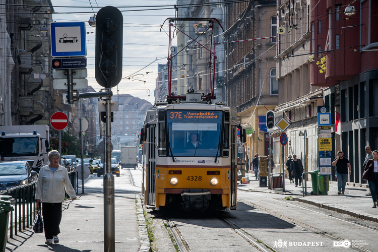 Ideiglenesen egyirányúsítják a Népszínház utca egy szakaszát szerdától