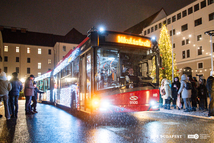 A Mikulástroli idén is útra kel: cipősdoboz-ajándékokat gyűjt december 17-ig
