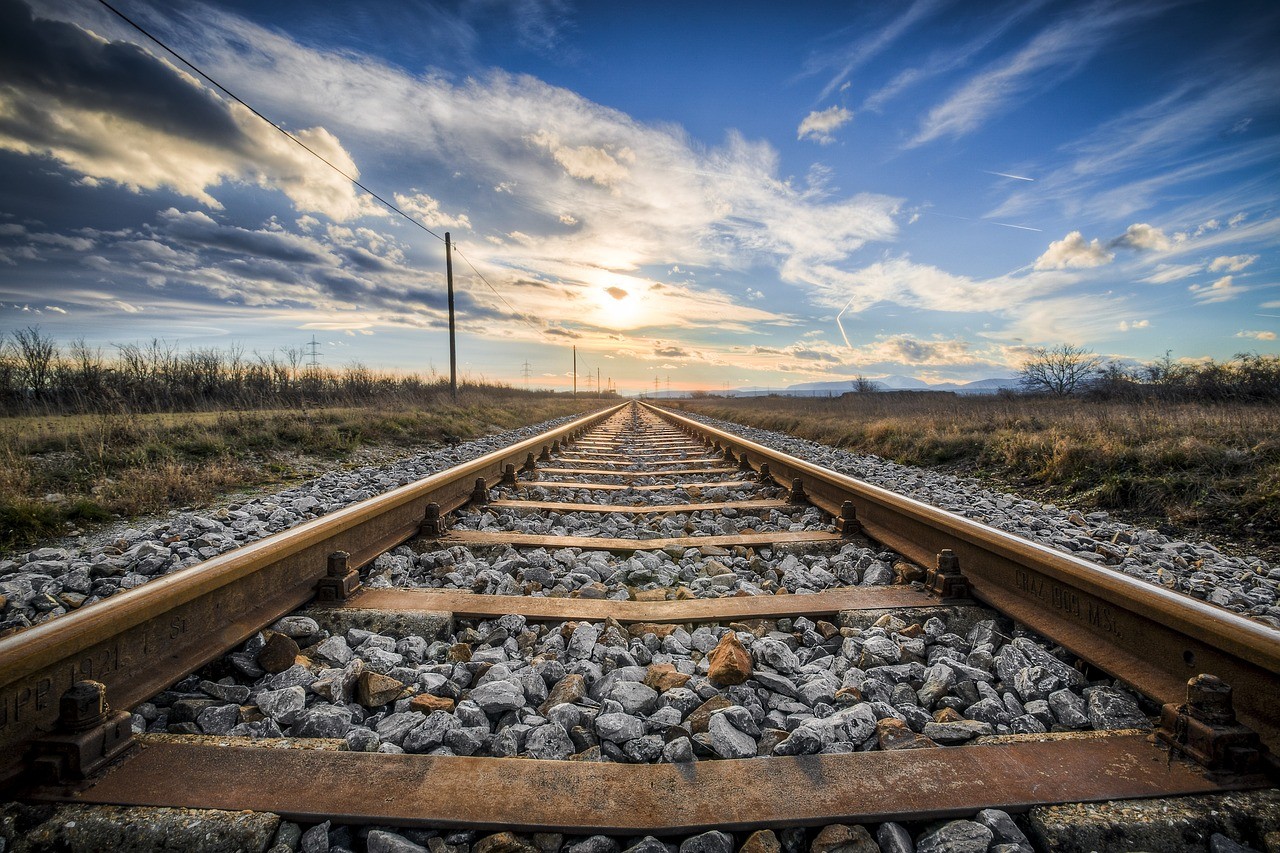 Pályafelújítások miatt több vasútvonalon is módosul a balatoni közlekedés menetrendje