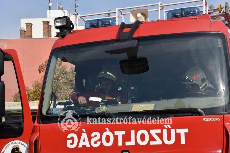 Sikeresen levizsgáztak a tűzoltásvezetők Kaposváron