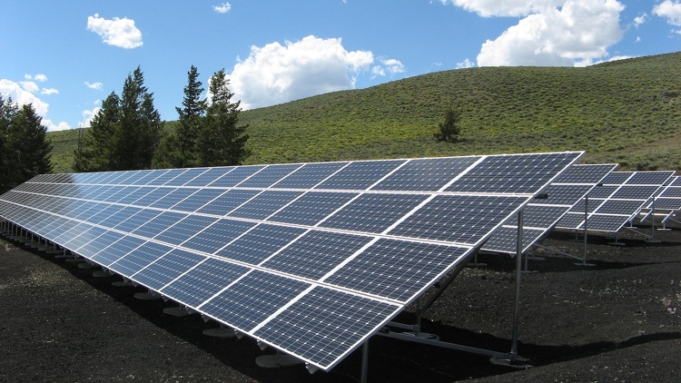 Negyvenöt naperőművet telepítettek dél-dunántúli és tiszántúli településekre