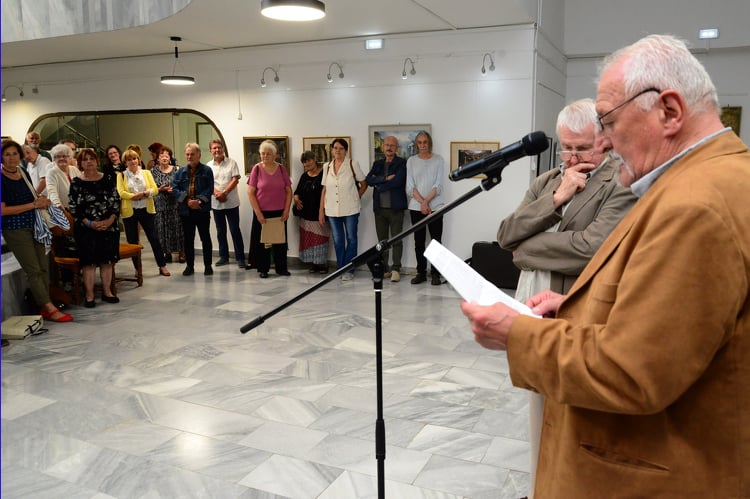 Gáspár 85 - művészet papíron és színpadon: festőművész alkotásaiból nyílt kiállítás Kaposváron