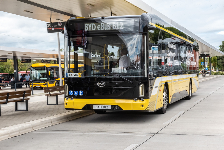 Új buszok érkeznek Kaposvárra