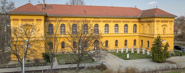Felújítják a szekszárdi Wosinsky Mór múzeum kiállítótermeit