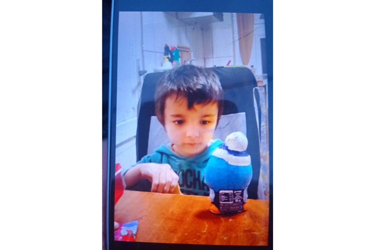 Felhívás! - Egy eltűnt ötéves kisfiút keresnek Tolna-Mözsön