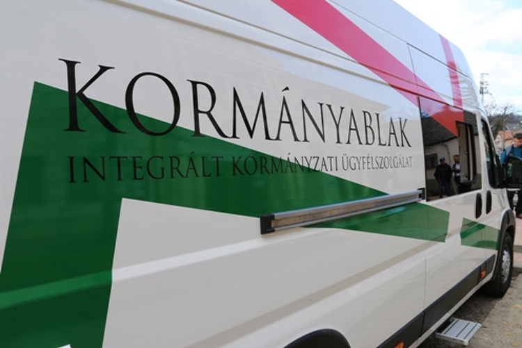 Helybe viszik az ügyintézést: itt a szeptemberi kormányablakbusz menetrend Tolnában