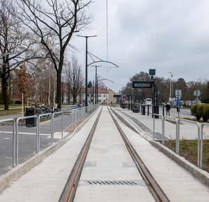 Tram train